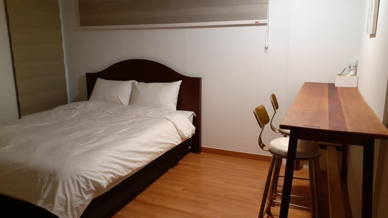 Sungsan Woori House Pension Seogwipo Bagian luar foto